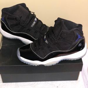 Jordan Retro 11s Space Jams